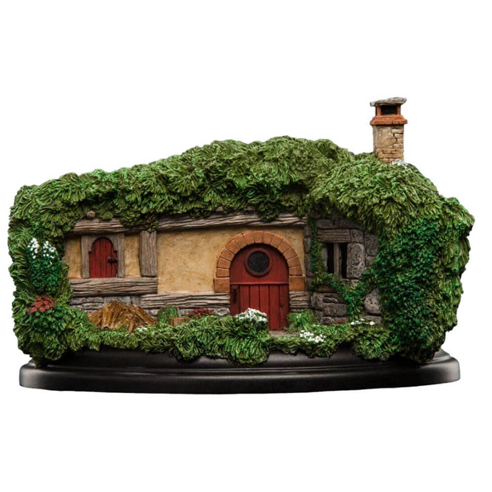 El hobbit lakeside hobbit hole diorama