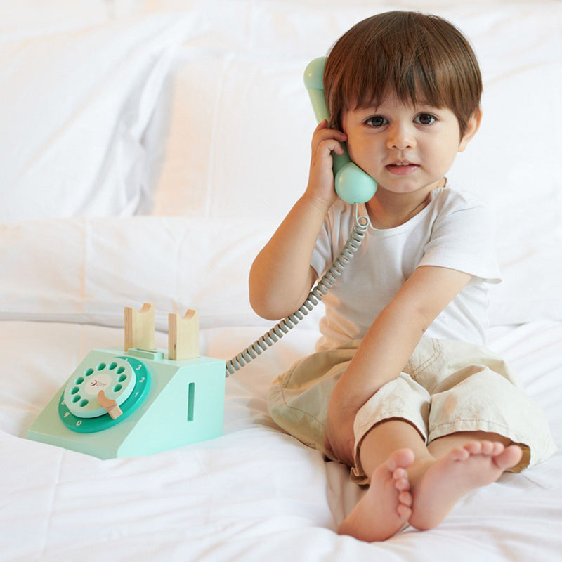 Classic World Telephone